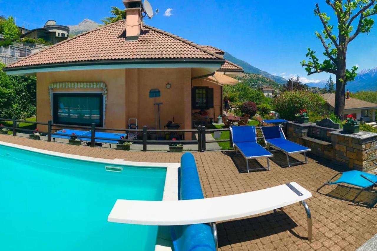 Bed & Breakfast Chez Berry Aosta Buitenkant foto