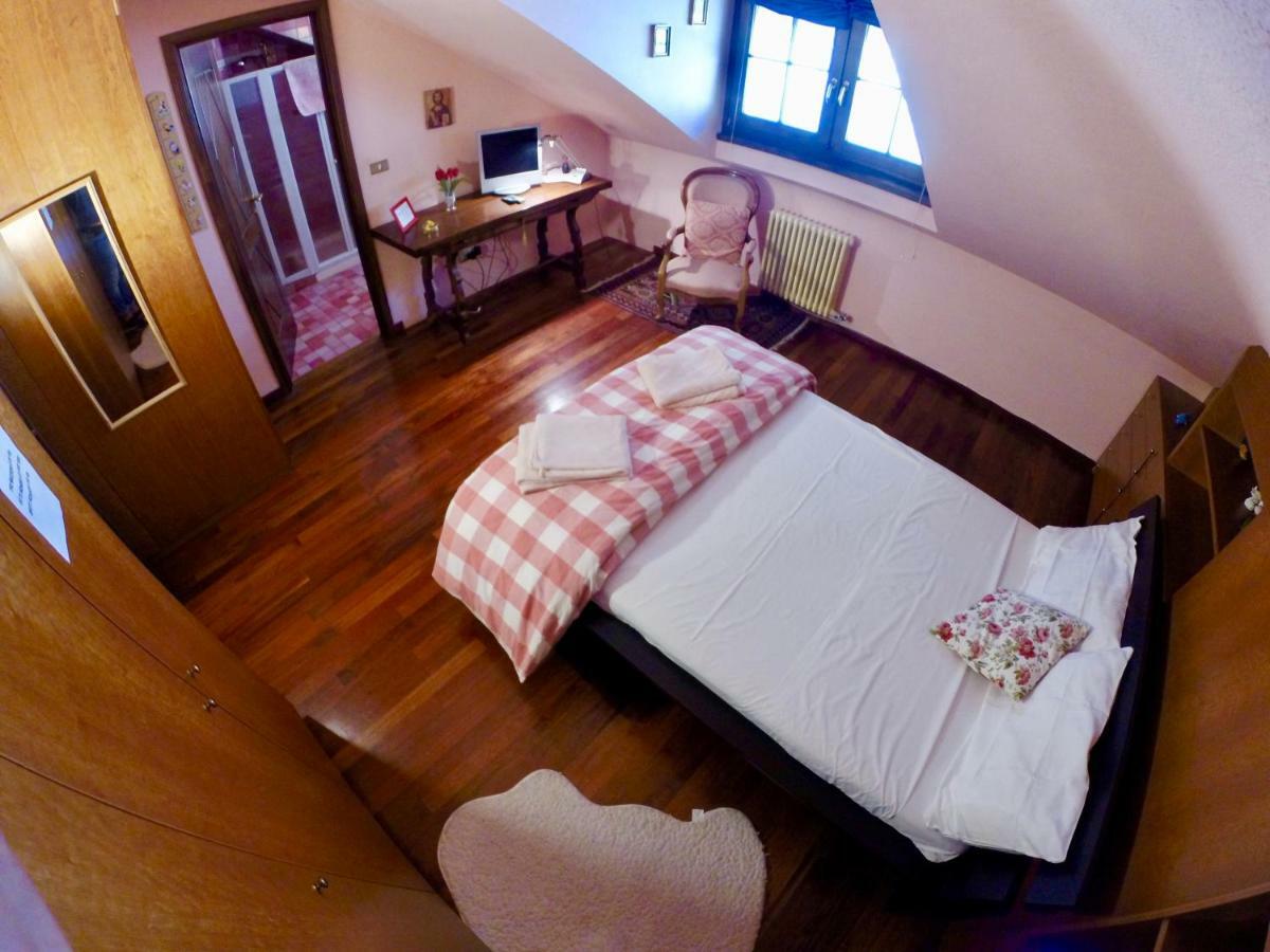 Bed & Breakfast Chez Berry Aosta Buitenkant foto
