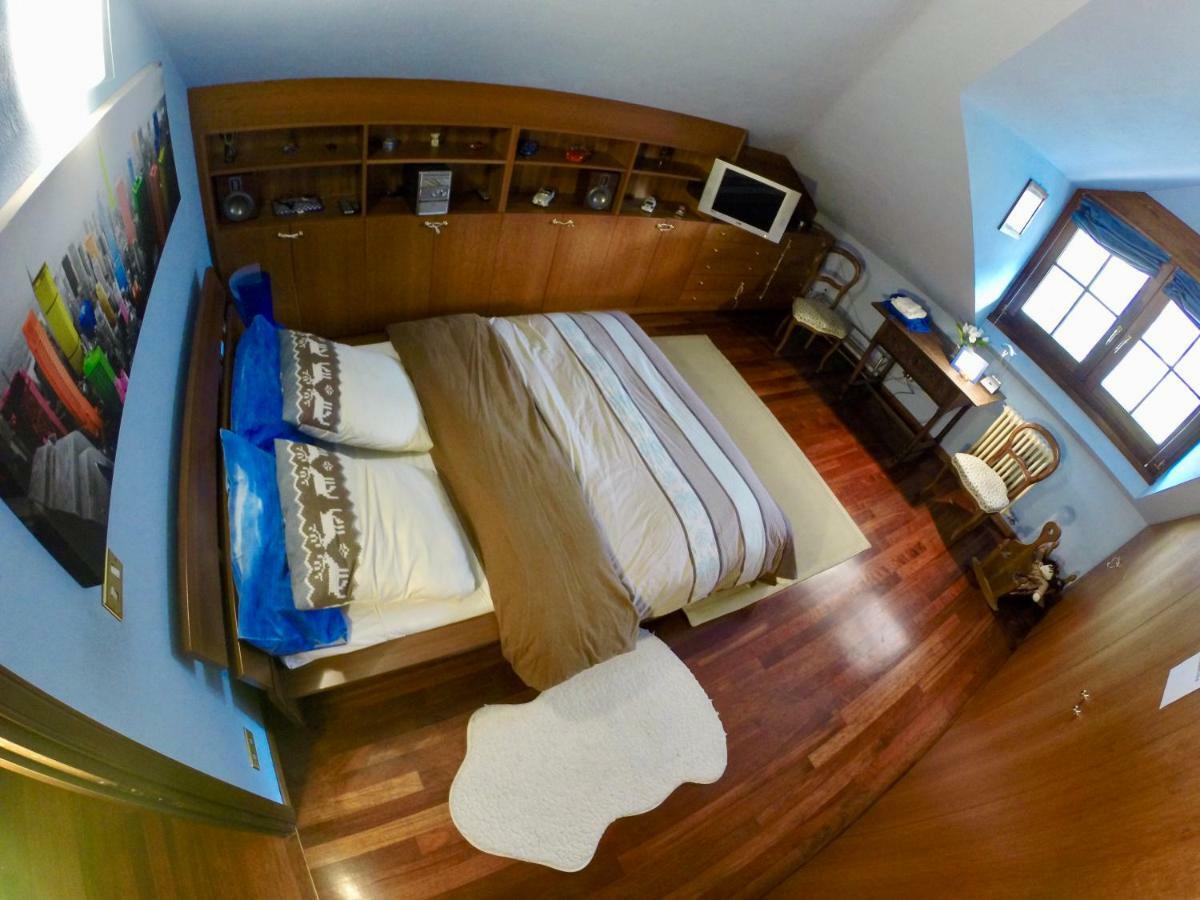 Bed & Breakfast Chez Berry Aosta Buitenkant foto